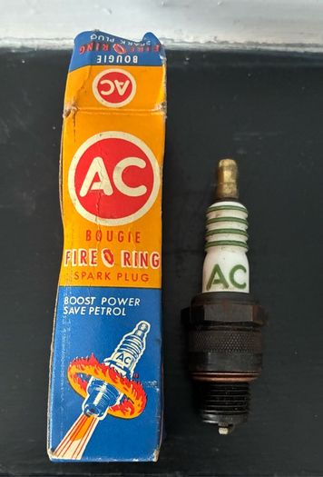 Vintage AC Fire Ring 45F Spark Plug