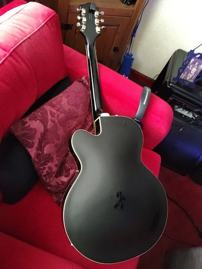 Gretsch Electromatic G5125 hollow body electric guitar