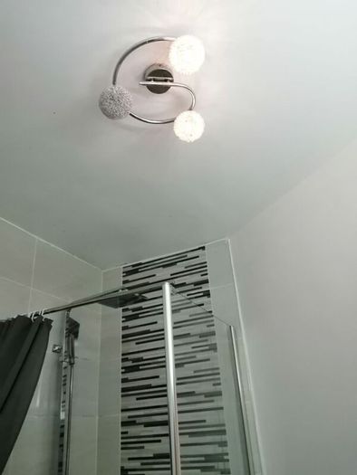 Beautiful 3 bulb