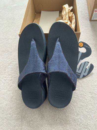 FitFlops New Electra Super Navy Toe-Post & Two Bar Slides gold
