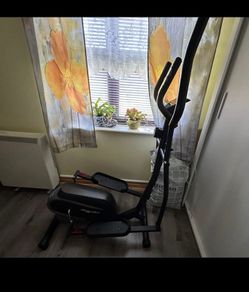 Magnetic cross trainer