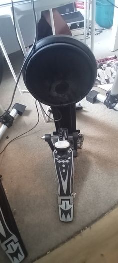 Electronic drum kit