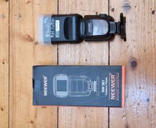 NW 561 NEEWER Camera Flash speedlight