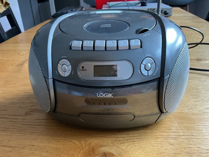 Cd/ Radio