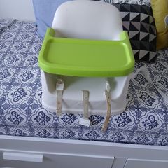 child's portable highchair type seat