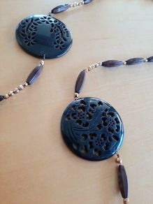 Brown and copper coloured necklace