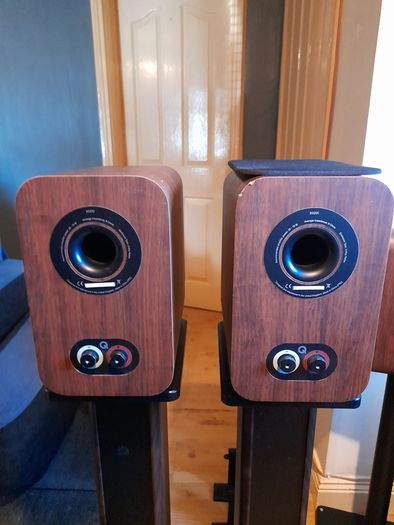 Q Acoustic 5.1 chanel speakers set
