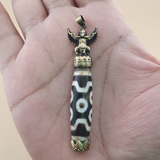 Vintage 6 Eyes Hiamalyan Tibetan Agate Bead Brass Pendant