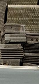 Low pitch roof tiles
