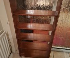 Bookshelf with 6 shelves