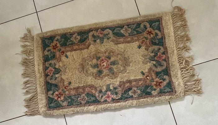 wool rug