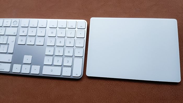 Apple Magic Trackpad 2 A1535 - Like New