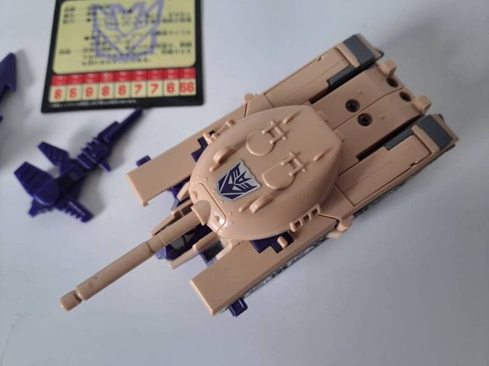 Transformers reissue Decepticon Blitzwing