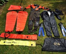 DUI drysuit for sale + Lifting bags