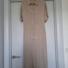 Mango beige dress with pockets. Size small