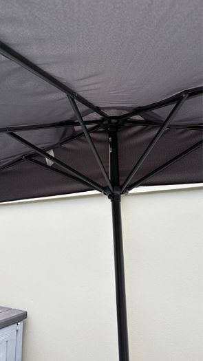 parasol and base