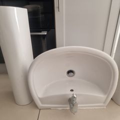 sink, pedestal and tap