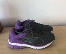 Girl trainers