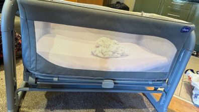 baby bed beside crib