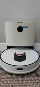 Robot vacuum cleaner
