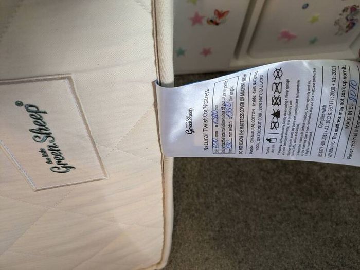 Natural baby and toddler mattress+cotton mattress cover, little green sheep
