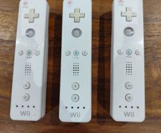 Nintendo Wii controllers x 3