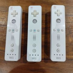 Nintendo Wii controllers x 3