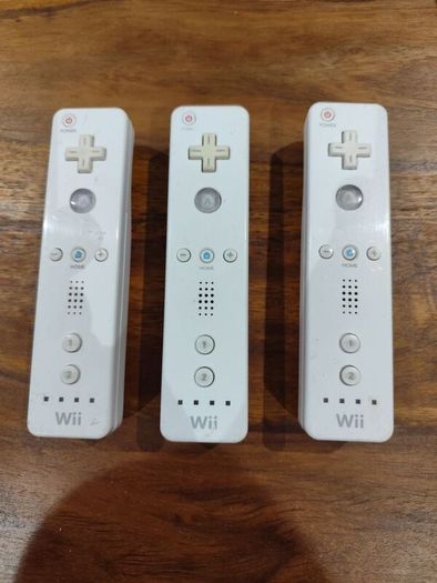 Nintendo Wii controllers x 3