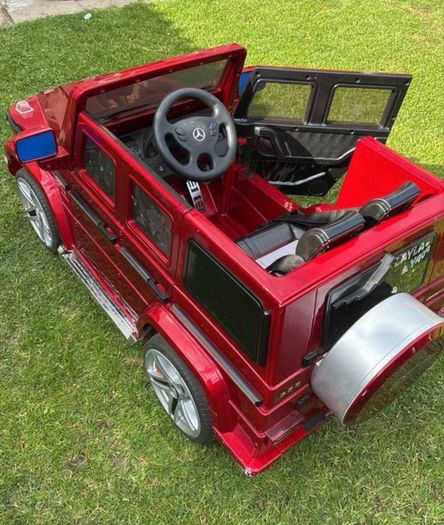 Kids Mercedes G55 ride on electric car
