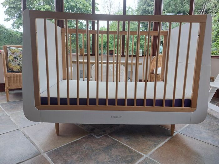 Snuzkot Skandi Cot Bed
