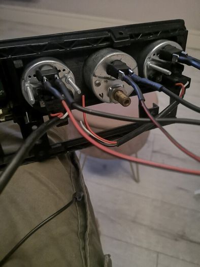 VDO instrument accessories