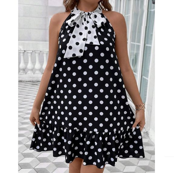 Beautiful Polka Dots Dress size 18 - ideal for summer