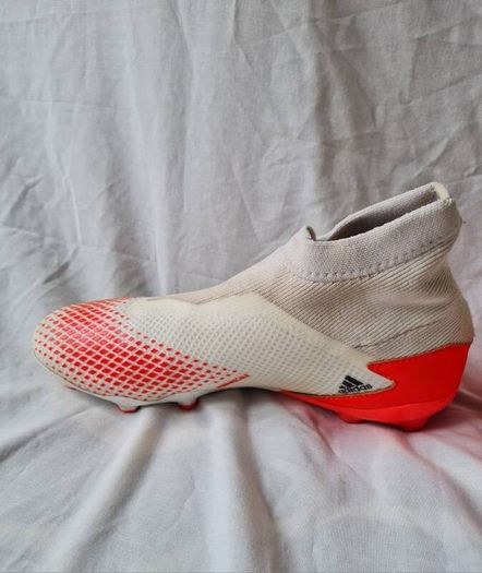 Adidas predator mutador Size 8.5 eu 42.5 white/orange in excellent condition