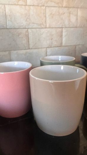 mugs