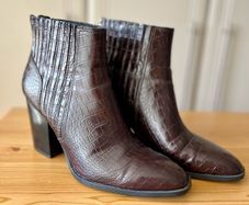 Zara ankle boots 8/41