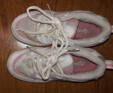 Original Heelys for girls size 2