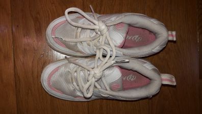 Original Heelys for girls size 2