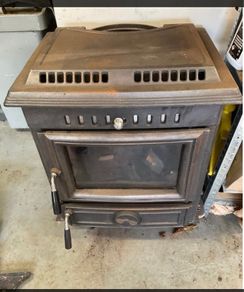 Stove with back boiler