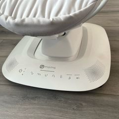 4 moms baby bouncer