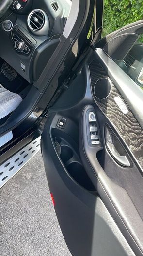 Mercedes Benz glc 220