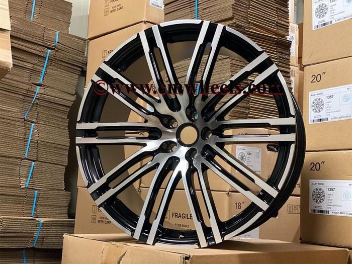 21" Inch Porsche Macan Turbo Style Alloy Wheels Gloss black polished 5x112 66.6