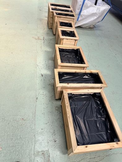 Various sizes last of clearing stock