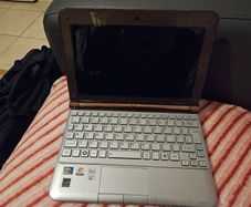 toshiba NB305 Netbook