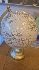 Gold Globe
