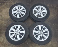 Genuine Volkswagen 15" Alloy Wheels & Tyres (195/65/R15)