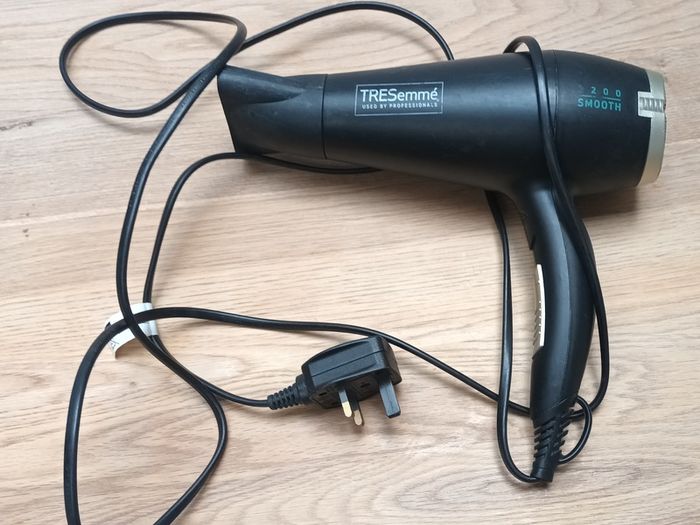TRESemme Smooth & Shine Power 2200W Hair Dryer