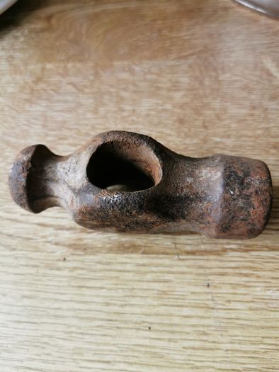 Hammer head