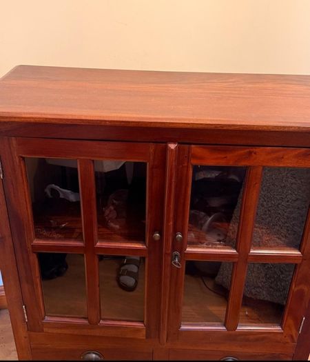 Solid Wood Display Unit