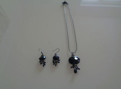 Black Jewellery Set
