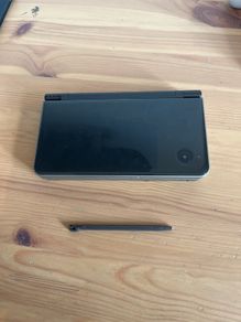 Nintendo DSI XL ( for parts or repair )
